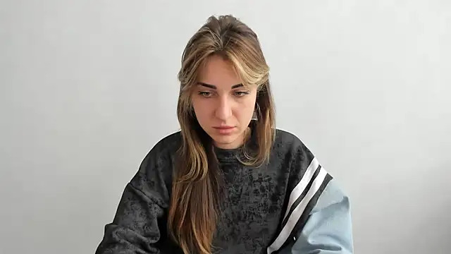 Summmmersky online show from March 19, 2025, 12:12 pm