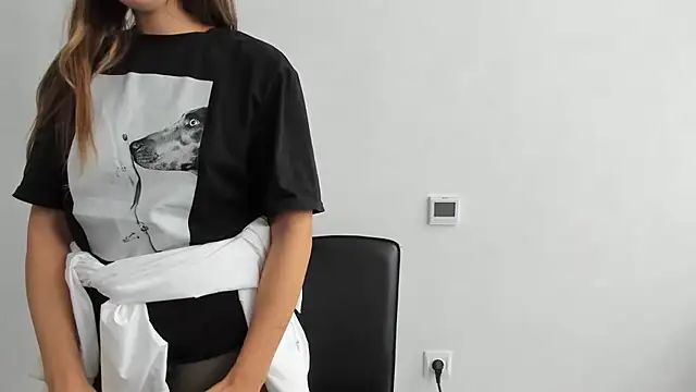 Summmmersky online show from November 5, 2025, 11:21 am