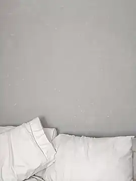 Snapshot of Nina_Sport chatting on December 17, 2024, 10:22 pm Nina Sport online show from December 17, 2024, 10:22 pm