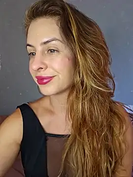 Snapshot of Nina_Sport chatting on January 5, 2025, 7:17 pm Nina Sport online show from January 5, 2025, 7:17 pm