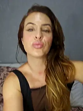 Snapshot of Nina_Sport chatting on October 15, 2025, 8:53 pm Nina Sport online show from October 15, 2025, 8:53 pm