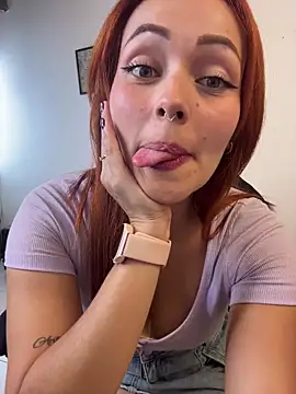 Miss-Abbii online show from February 5, 2026, 8:24 pm