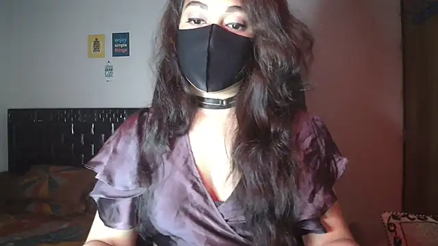 Most-Beautiful-Queen online show from November 15, 2025, 7:43 pm