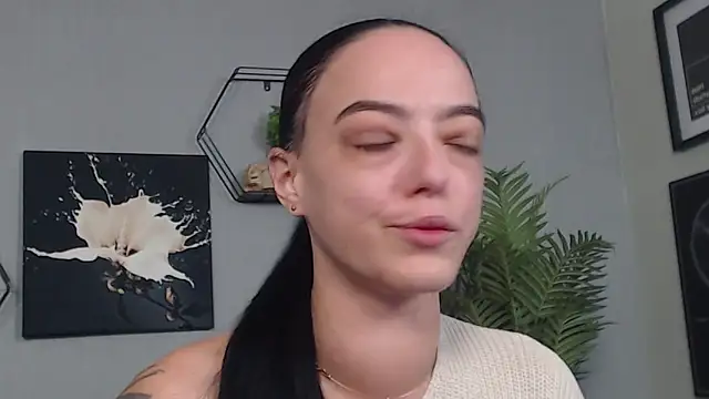 IzabelllNoir online show from January 16, 2026, 11:58 am