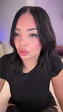 Sara LipsX online show from March 29, 2026, 1:49 am