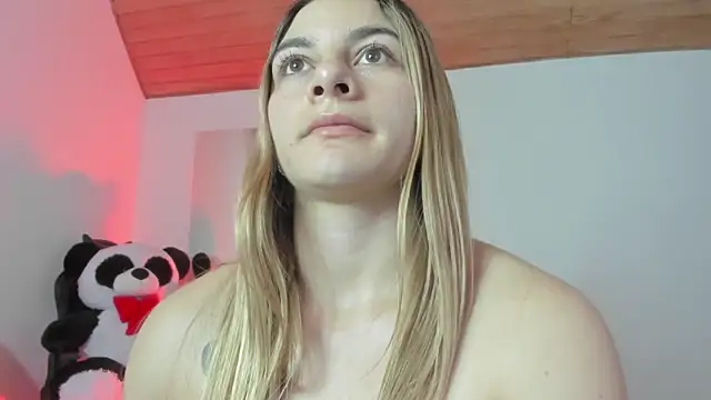 AtheneaRossi online show from February 2, 2025, 11:08 am