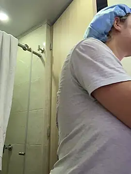 Snapshot of AtheneaRossi chatting on February 18, 2026, 11:39 am AtheneaRossi online show from February 18, 2026, 11:39 am