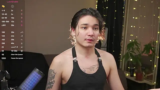 Snapshot of cherrydany chatting on February 22, 2026, 2:37 pm cherrydany online show from February 22, 2026, 2:37 pm