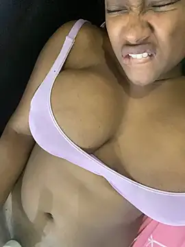 Snapshot of _MARRTINNA_ chatting on February 27, 2025, 8:06 am MARRTINNA online show from February 27, 2025, 8:06 am