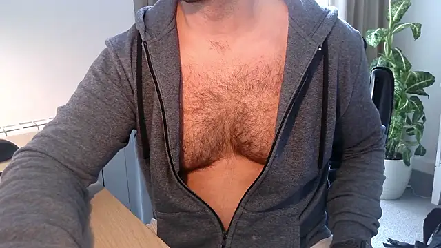 Mr Beef online show from December 9, 2024, 10:32 am