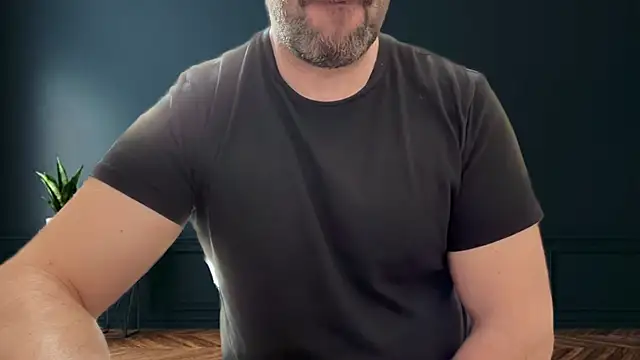 Mr Beef online show from March 21, 2025, 9:45 am