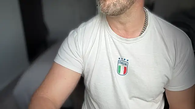 Mr Beef online show from November 9, 2025, 1:31 pm