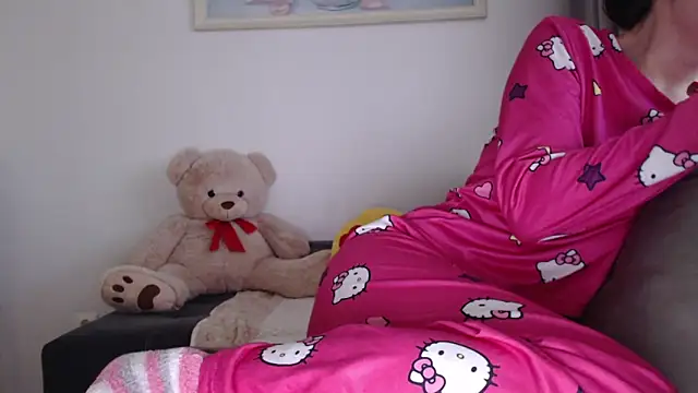  JustmeHere  online show from November 29, 2025, 9:01 am