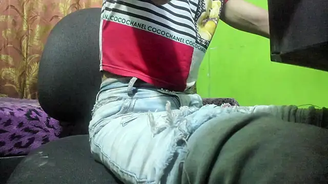 Brenda Smith69 online show from December 2, 2025, 8:59 pm