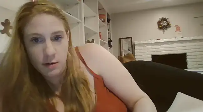 Snapshot of MsLG12301 chatting on March 4, 2025, 12:29 am MsLG12301 online show from March 4, 2025, 12:29 am