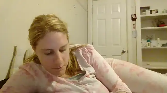 Snapshot of MsLG12301 chatting on March 9, 2025, 12:21 am MsLG12301 online show from March 9, 2025, 12:21 am