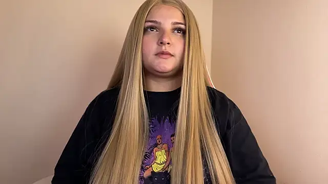 Snapshot of SweetPaige_ chatting on January 1, 2025, 8:47 pm SweetPaige online show from January 1, 2025, 8:47 pm