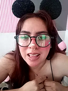 Snapshot of Celestte22 chatting on April 12, 2026, 8:25 pm Celestte22 online show from April 12, 2026, 8:25 pm