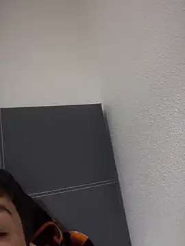 Snapshot of anassmaxch chatting on November 12, 2025, 4:24 am anassmaxch online show from November 12, 2025, 4:24 am