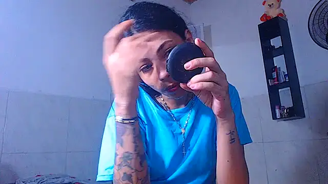 Snapshot of harry_lia_ chatting on June 30, 2026, 7:31 am harry lia online show from June 30, 2026, 7:31 am