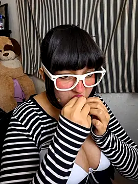 Derry Cooper online show from December 21, 2025, 12:40 am