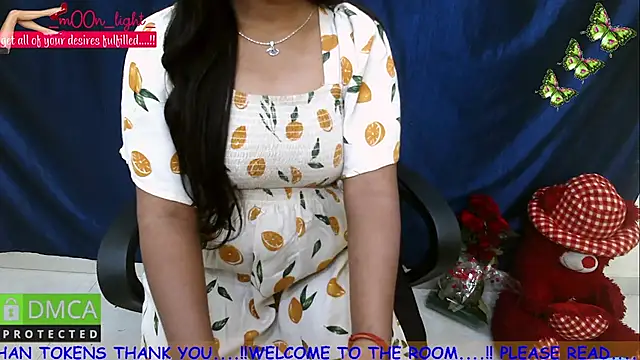  mOOn light  online show from February 8, 2025, 7:59 am