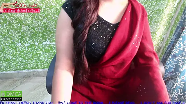  mOOn light  online show from September 18, 2025, 5:31 am