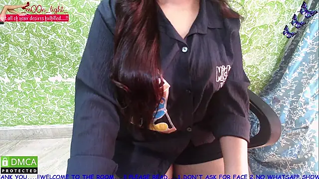  mOOn light  online show from October 13, 2025, 5:40 am