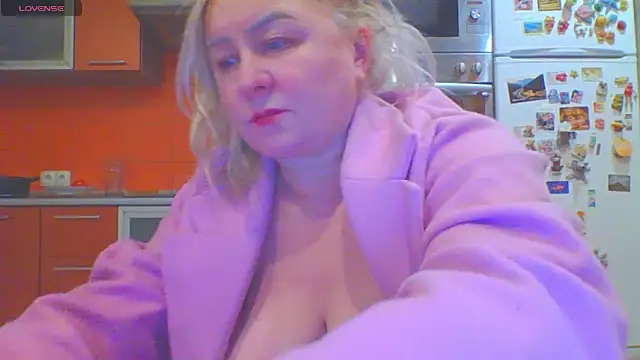 mira robinsonnn online show from January 14, 2026, 2:12 pm