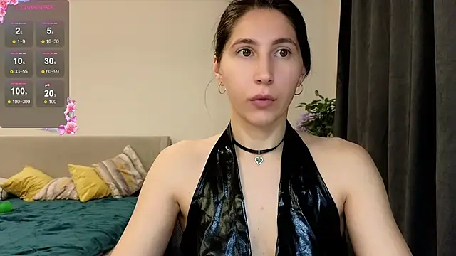 marrycolins online show from November 20, 2025, 2:34 am