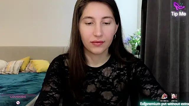 marrycolins online show from January 18, 2026, 4:27 am