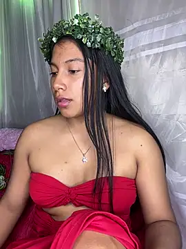 LinnaGardenia online show from March 17, 2025, 3:14 am