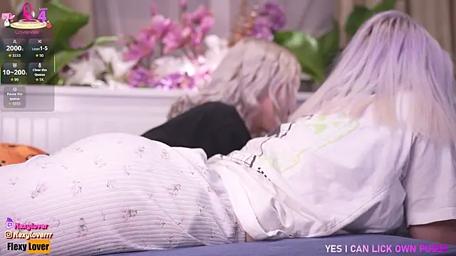 Snapshot of Flexy_Lover chatting on December 5, 2025, 6:15 pm Flexy Lover online show from December 5, 2025, 6:15 pm