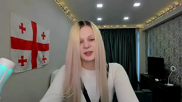 sashakiss99 online show from January 22, 2025, 12:49 pm