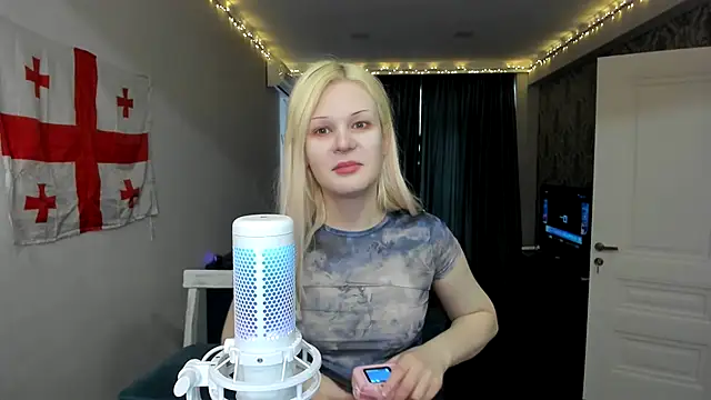 sashakiss99 online show from February 24, 2025, 10:04 am