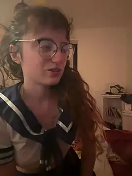  foxygirl  online show from January 30, 2025, 6:10 pm