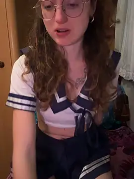  foxygirl  online show from April 30, 2026, 7:20 pm
