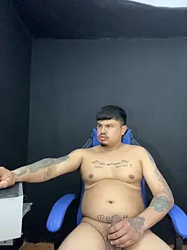 Snapshot of DickMasterfindom chatting on March 26, 2026, 5:40 pm DickMasterfindom online show from March 26, 2026, 5:40 pm