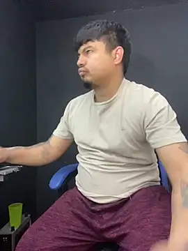 Snapshot of DickMasterfindom chatting on April 16, 2026, 2:56 am DickMasterfindom online show from April 16, 2026, 2:56 am