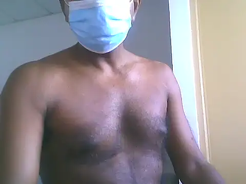 chocodk01 online show from December 5, 2025, 2:42 am