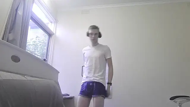 Snapshot of bluegaze6 chatting on October 10, 2025, 8:30 pm bluegaze6 online show from October 10, 2025, 8:30 pm