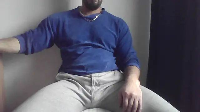 Snapshot of fl3xxx1 chatting on December 3, 2025, 10:35 am fl3xxx1 online show from December 3, 2025, 10:35 am