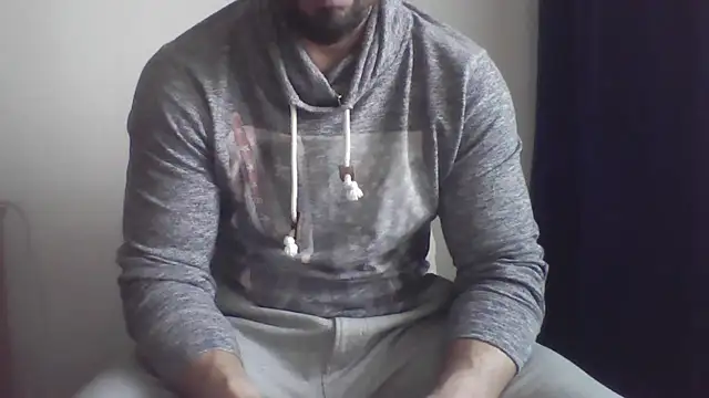 Snapshot of fl3xxx1 chatting on January 7, 2026, 10:29 am fl3xxx1 online show from January 7, 2026, 10:29 am