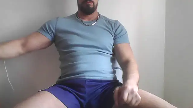 Snapshot of fl3xxx1 chatting on April 15, 2026, 9:05 am fl3xxx1 online show from April 15, 2026, 9:05 am