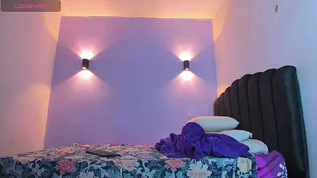 Sofia Clauss  online show from January 9, 2025, 4:41 am