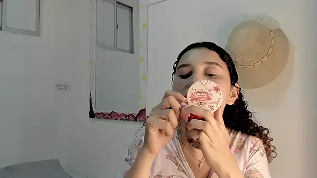 gabriela duarte1 online show from April 27, 2026, 4:32 am