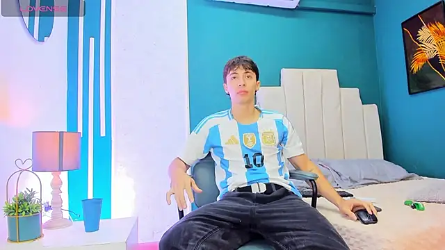 AlessandroDybala online show from December 19, 2025, 12:23 pm