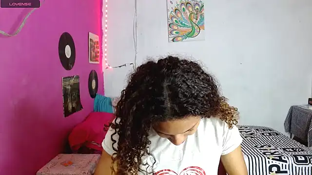 sensitive brunette online show from January 31, 2025, 9:16 pm