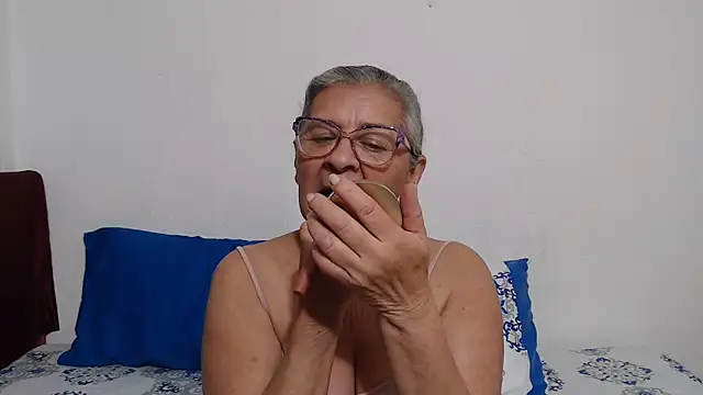 candy mature  online show from May 8, 2026, 10:26 pm