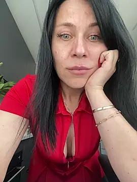 CuteNata online show from May 17, 2026, 11:06 am